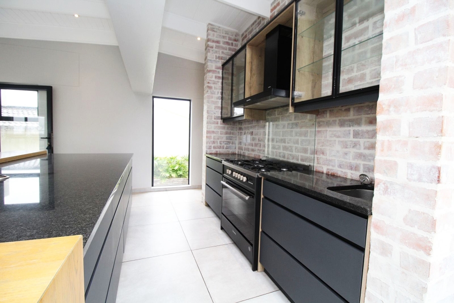 3 Bedroom Property for Sale in Calypso Beach Western Cape
